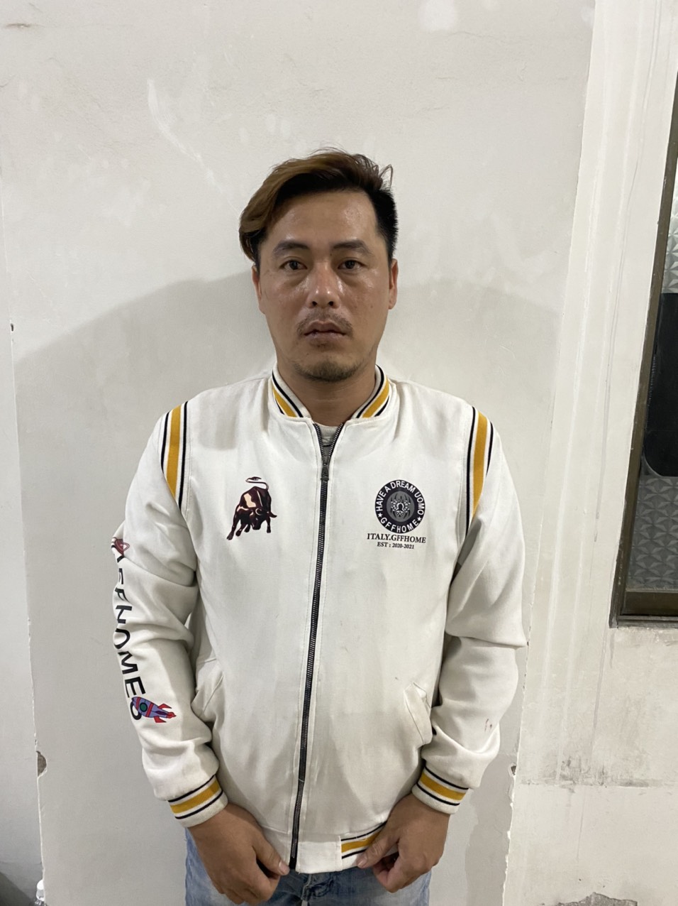 C&ocirc;ng an bắt n&oacute;ng nh&oacute;m mua b&aacute;n phụ nữ tr&ecirc;n địa b&agrave;n quận 12, TP HCM - Ảnh 2.
