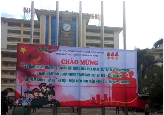 Trường ĐH thừa nhận vụ in pano có hình cờ Trung Quốc là sai phạm rất nghiêm trọng
