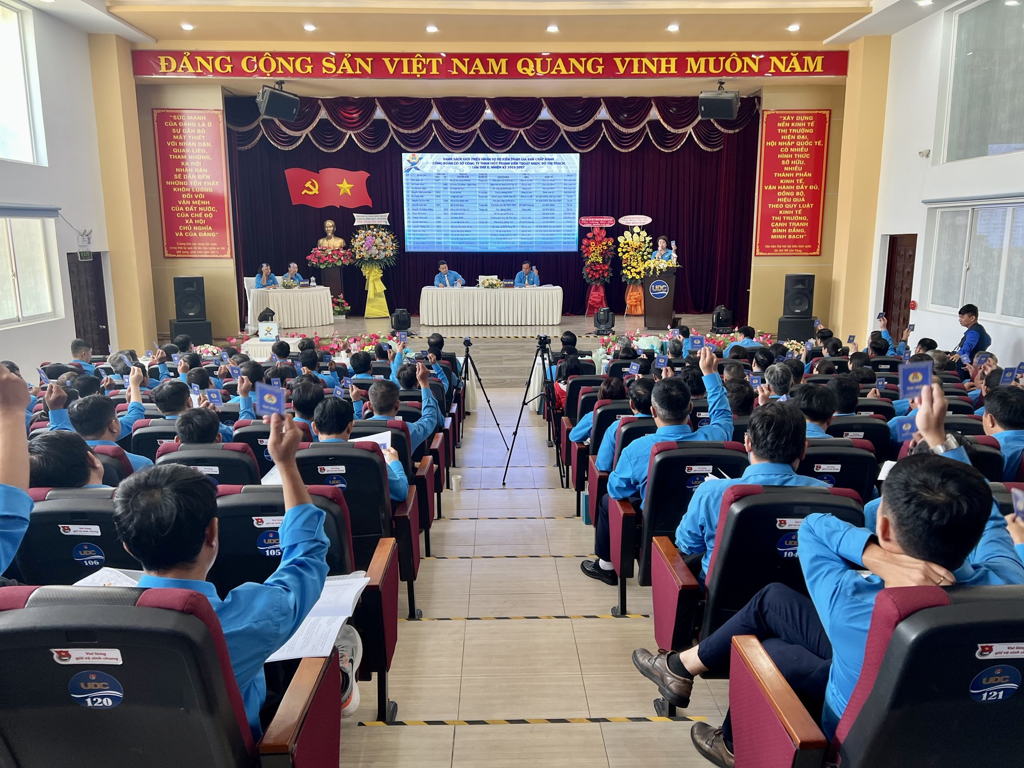 C&ocirc;ng ty TNHH MTV Tho&aacute;t nước đ&ocirc; thị TP HCM: Đảm bảo việc l&agrave;m, thu nhập ổn định cho người lao động - Ảnh 1.