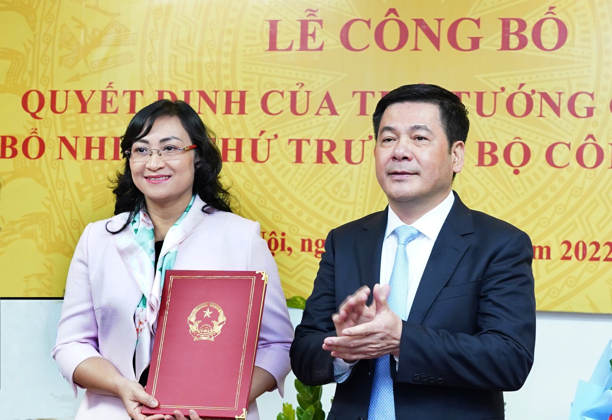 Công bố quyết định bổ nhiệm Thứ trưởng Bộ Công Thương Phan Thị Thắng