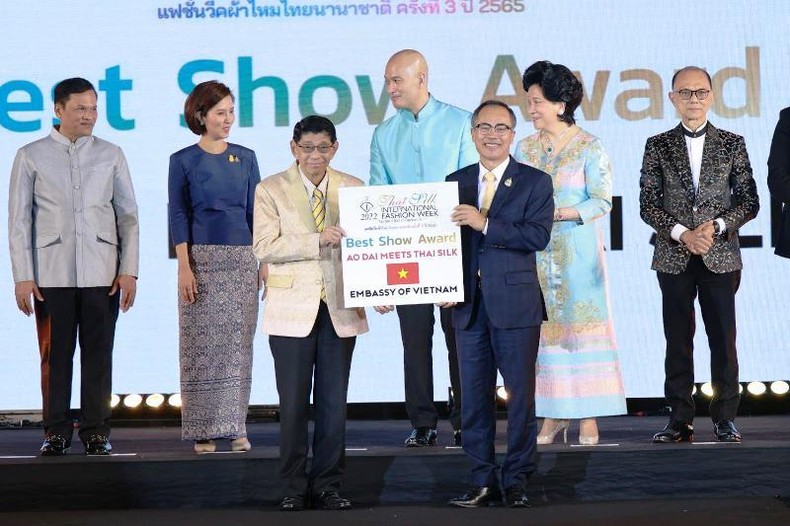 Anthony Võ làm tổng đạo diễn sự kiện quảng bá áo dài