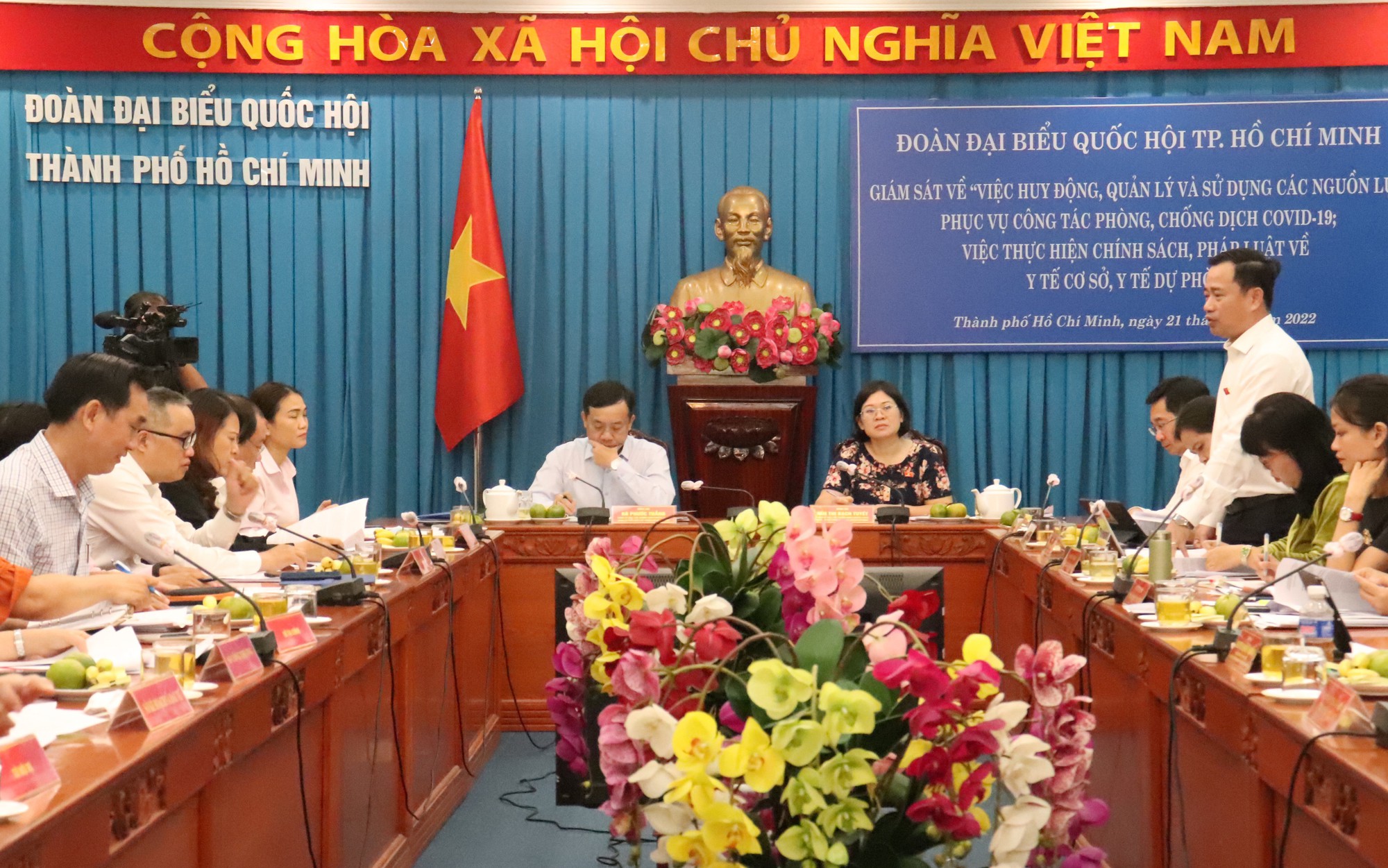 TP HCM một số quận, huyện vẫn chưa hoàn tất chi tiền hỗ trợ dịch COVID-19 - Ảnh 2.