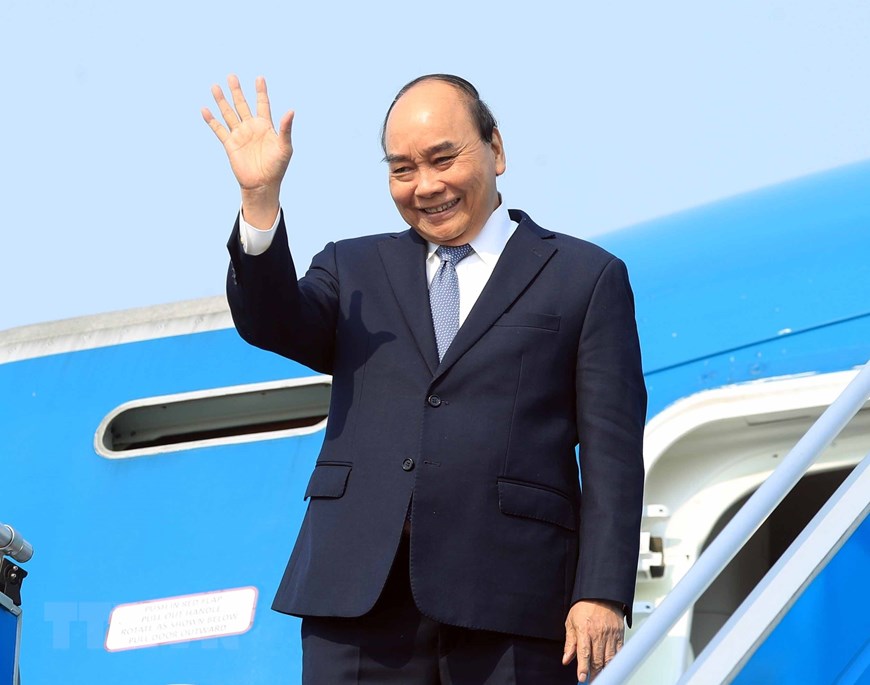 Chủ tịch nước Nguyễn Xuân Phúc bắt đầu thăm Indonesia
