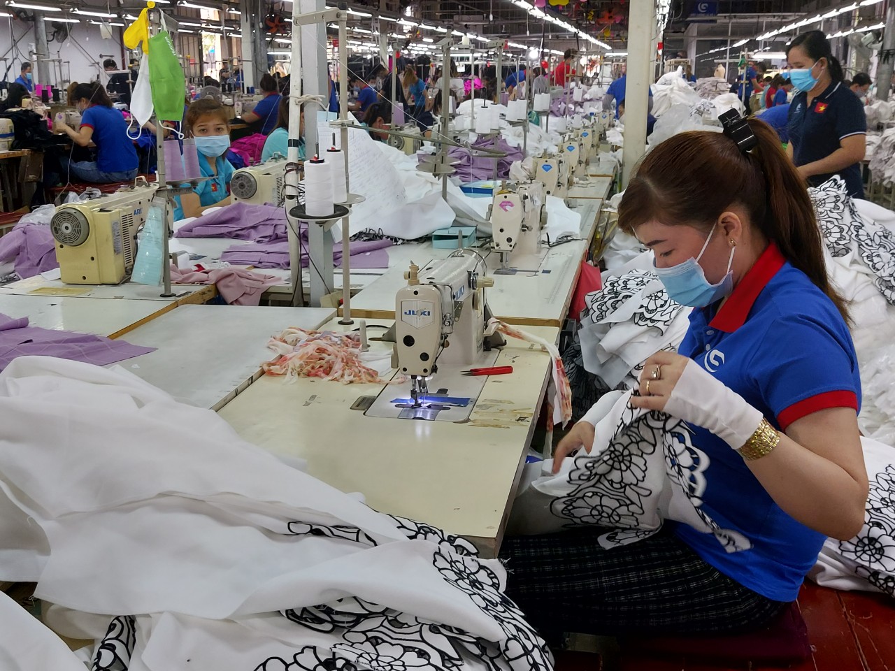Thưởng Tết cao nhất tại TP HCM l&agrave; 756 triệu đồng - Ảnh 1.