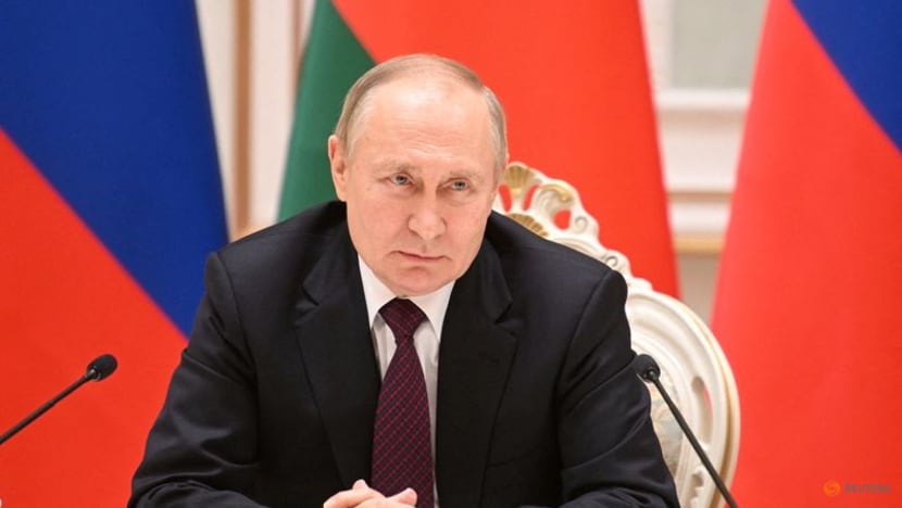 Tổng thống Putin: Nga không thiếu tiền cho quân đội