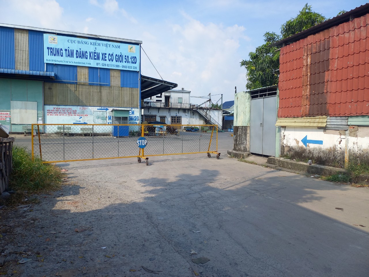 Nhiều trung tâm đăng kiểm ở TP HCM bất ngờ ngưng hoạt động - Ảnh 3.