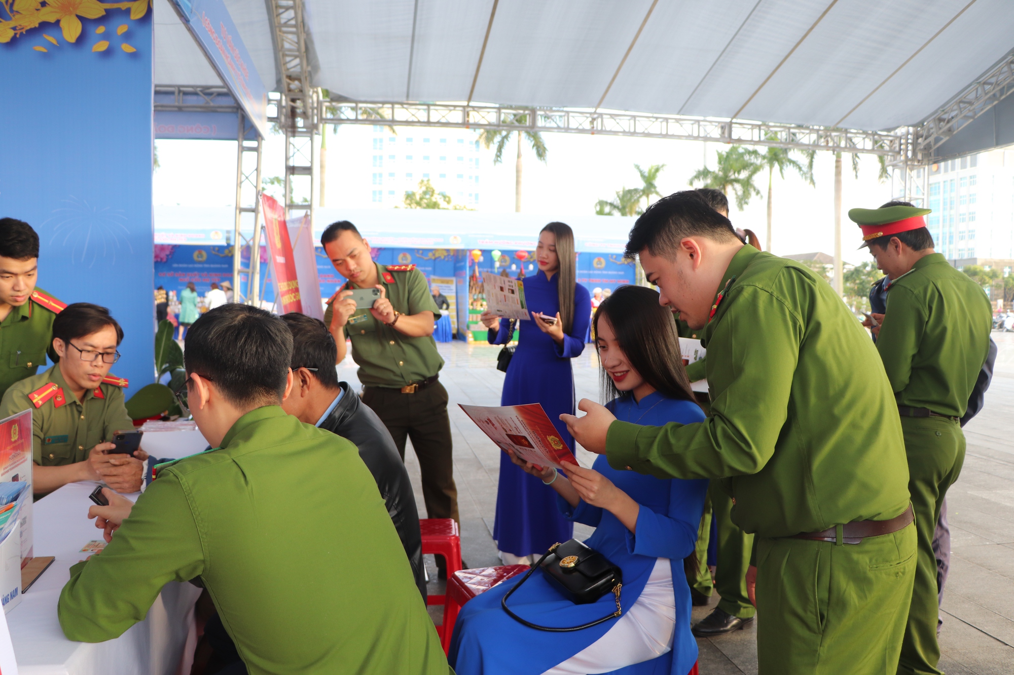 Tưng bừng Chợ Tết Công đoàn năm 2023 tại Quảng Nam - Ảnh 9.