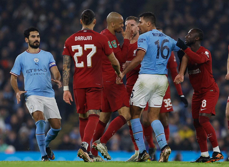 Đại chiến League Cup, Liverpool nhường bước Man City ở trận cầu 5 bàn thắng