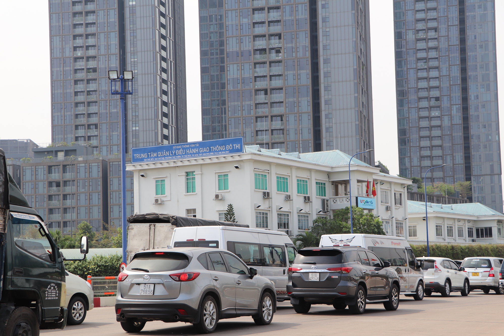 Nguy&ecirc;n nh&acirc;n hầm s&ocirc;ng S&agrave;i G&ograve;n &ugrave;n ứ &ocirc;t&ocirc; v&agrave;o s&aacute;ng v&agrave; trưa nay - Ảnh 2.