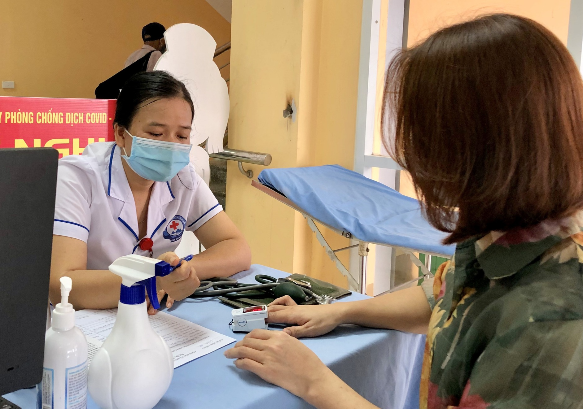 Dịch COVID-19 hôm nay: Số mắc tăng hơn gấp đôi trong 24 giờ