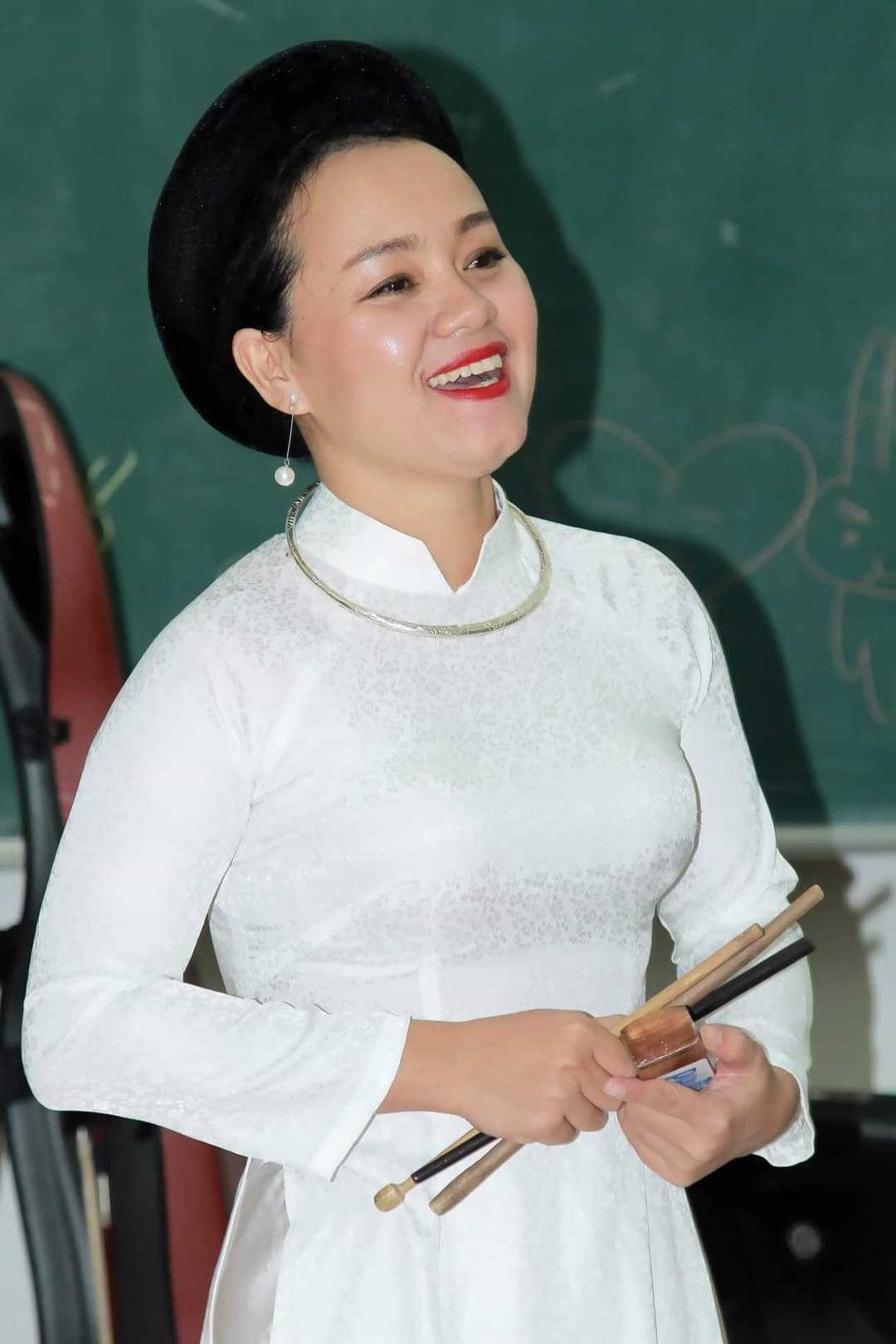 Nghệ sĩ Thu Phương - Người luu giữ, bảo tồn v&agrave; ph&aacute;t triển nghệ thuật h&aacute;t Xẩm - Ảnh 2.
