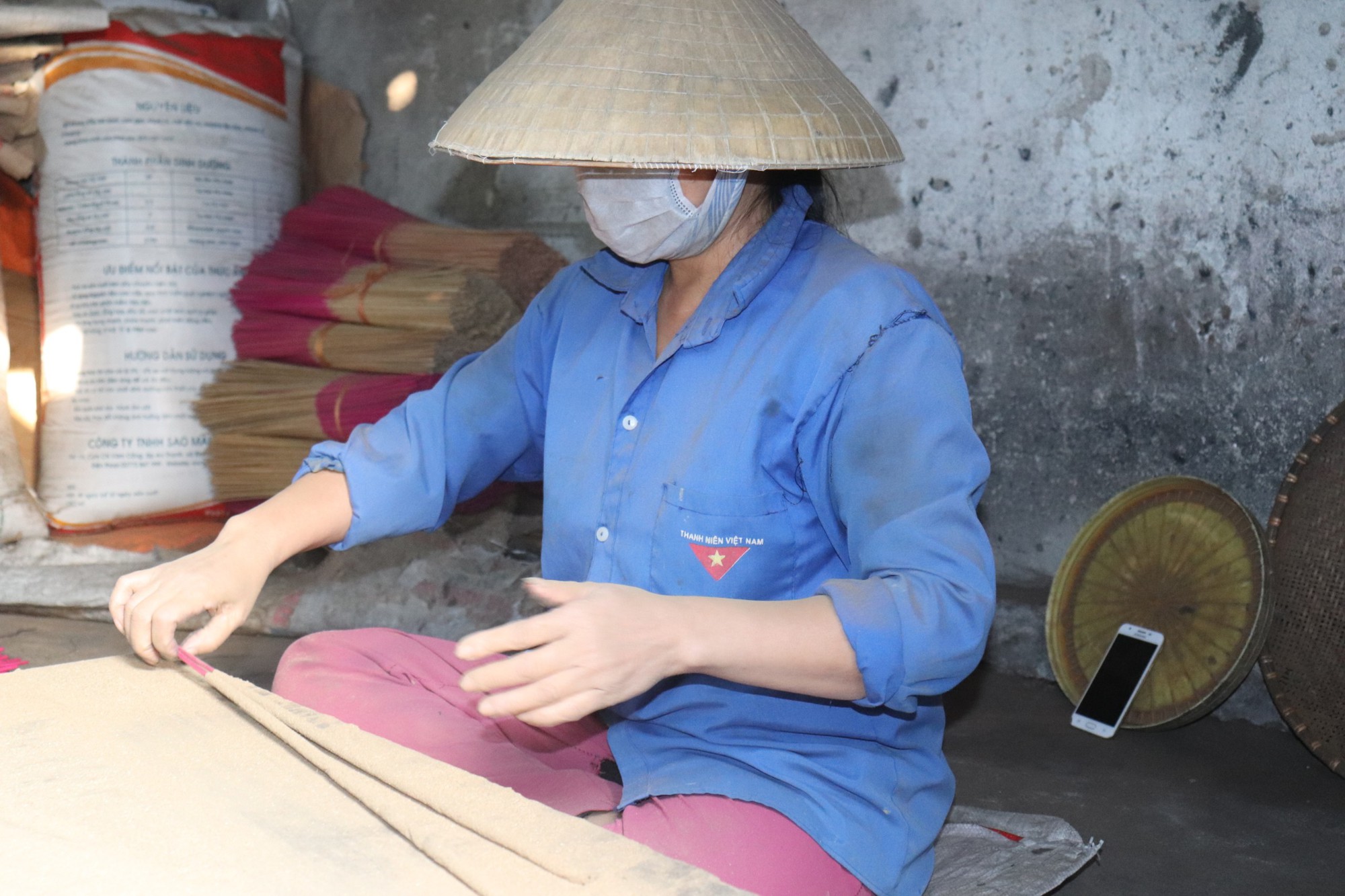 L&agrave;ng hương 300 tuổi ở xứ Thanh hối hả v&agrave;o vụ Tết - Ảnh 3.