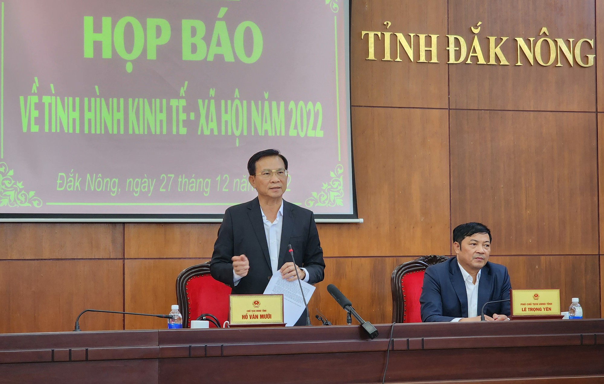 Chủ tịch UBND tỉnh Đắk Nông chỉ đạo xử lý vụ điều giáo viên đi tiếp khách "VIP"
