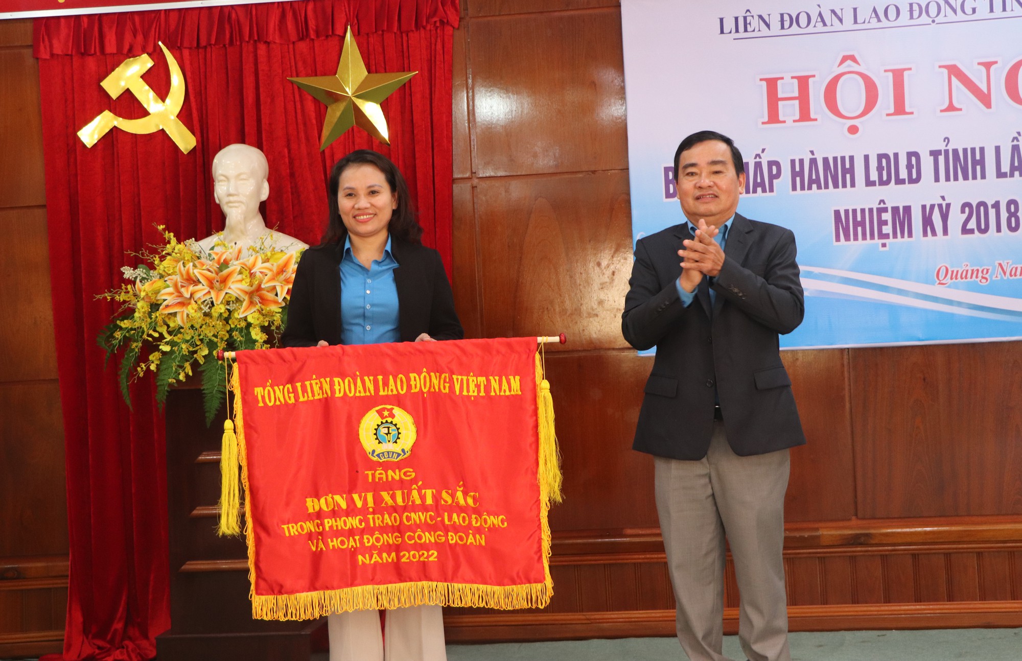 LĐLĐ Quảng Nam xếp nhất cụm thi đua Nam Trung Bộ - T&acirc;y Nguy&ecirc;n - Ảnh 4.