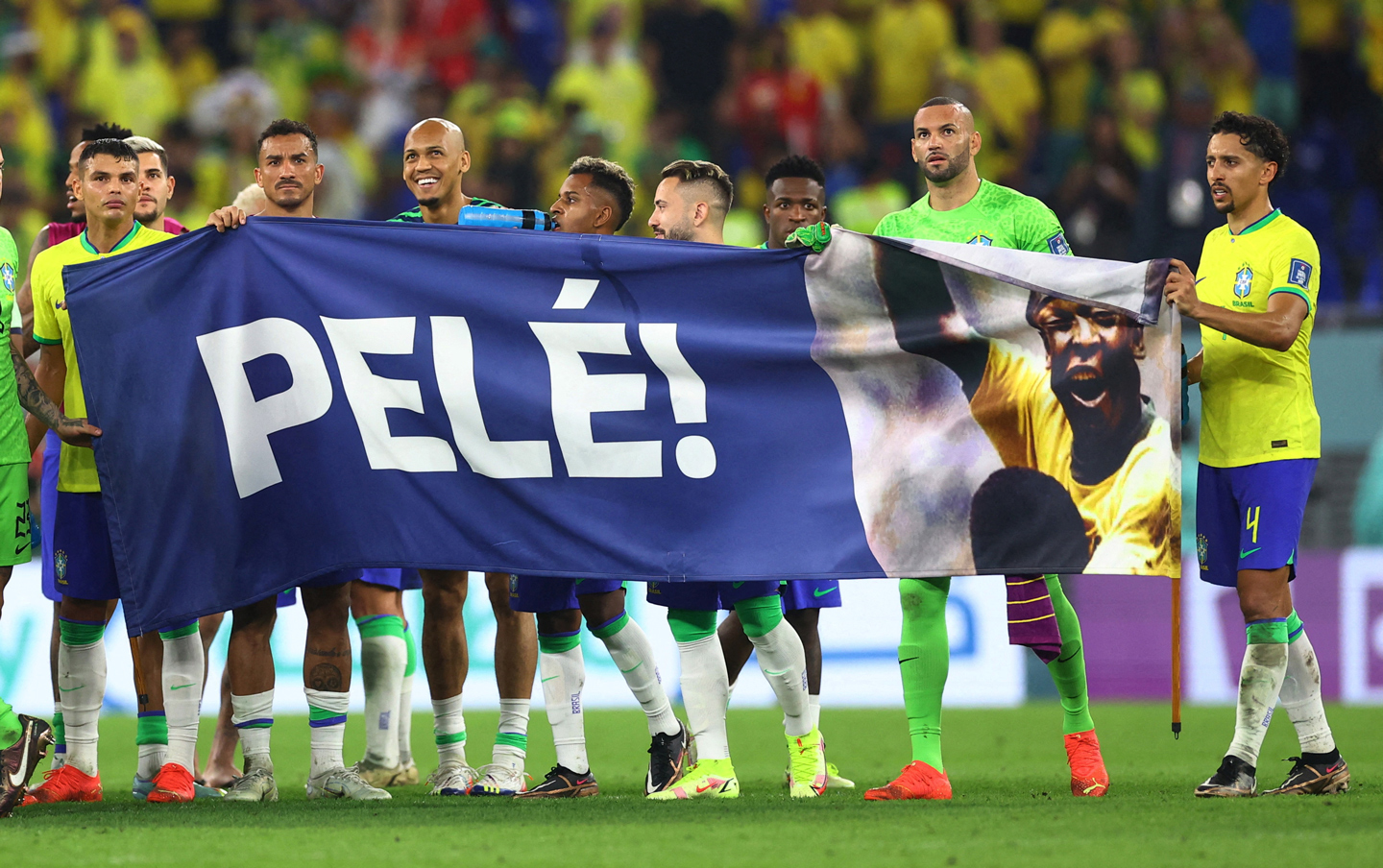 Pele: Từ cậu bé đánh giày đến vị vua bóng đá - Ảnh 11.