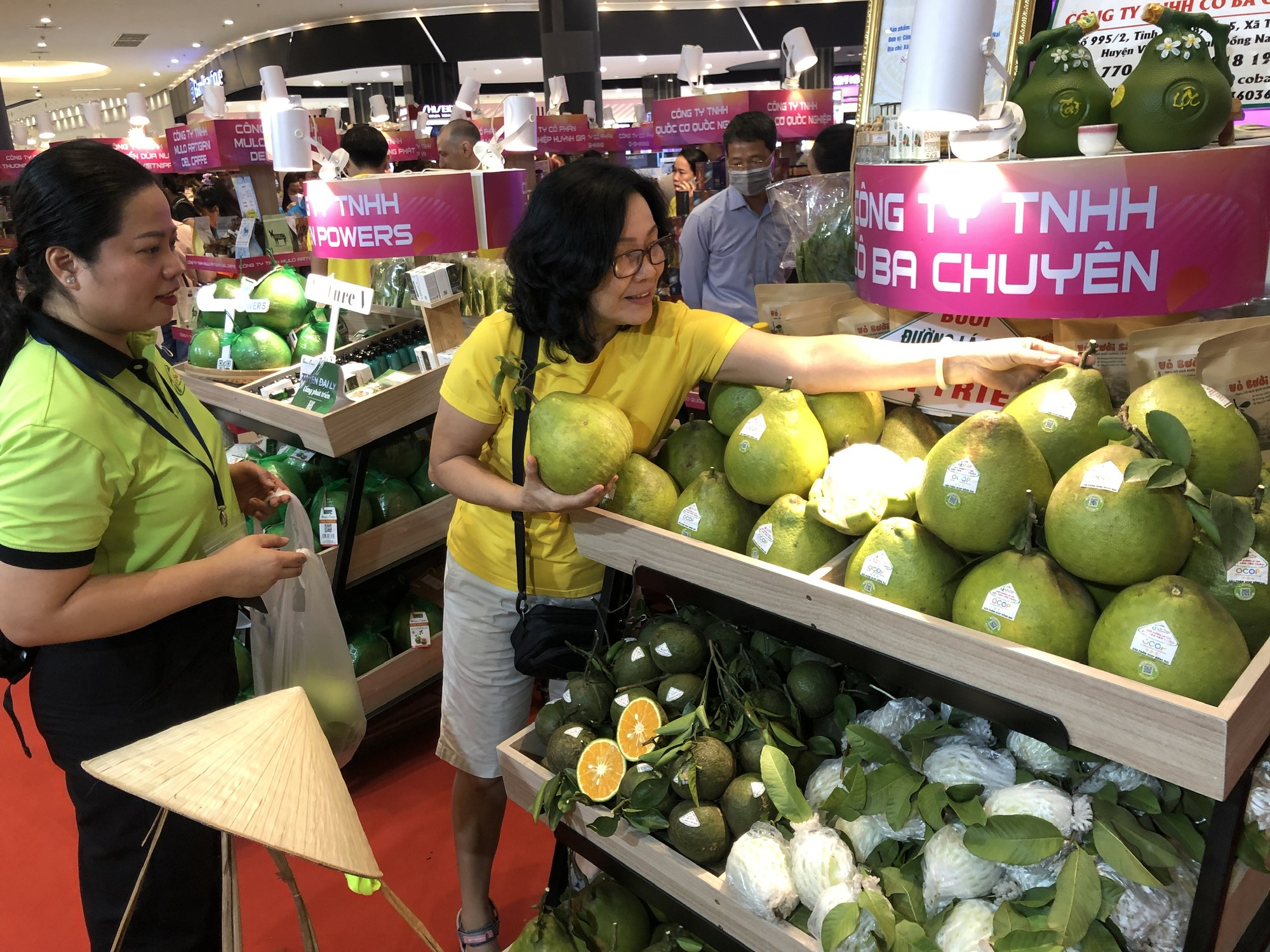 Bưởi Tết nhiều khả năng c&oacute; bất ngờ về gi&aacute; - Ảnh 1.