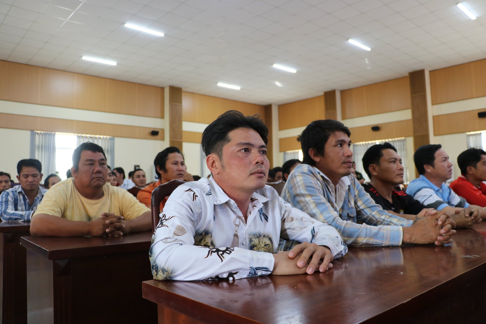 Cờ Tổ quốc và Mai Vàng nhân ái đến với Sóc Trăng - Ảnh 2.
