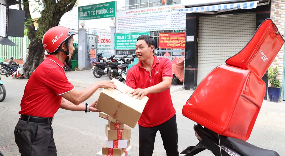 J&T Express tăng cường chiến thuật hướng đến người dùng trẻ