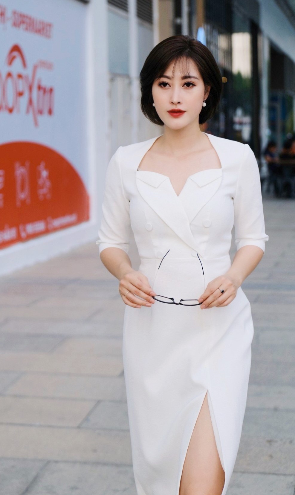 CEO Ho&agrave;ng Mai Linh nhận giải thưởng Doanh nh&acirc;n v&igrave; cộng đồng - Ảnh 3.