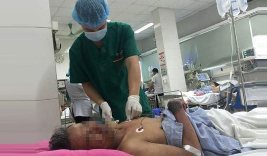 Nhiễm liên cầu khuẩn lợn, người đàn ông bán thịt nguy kịch - Ảnh 1.