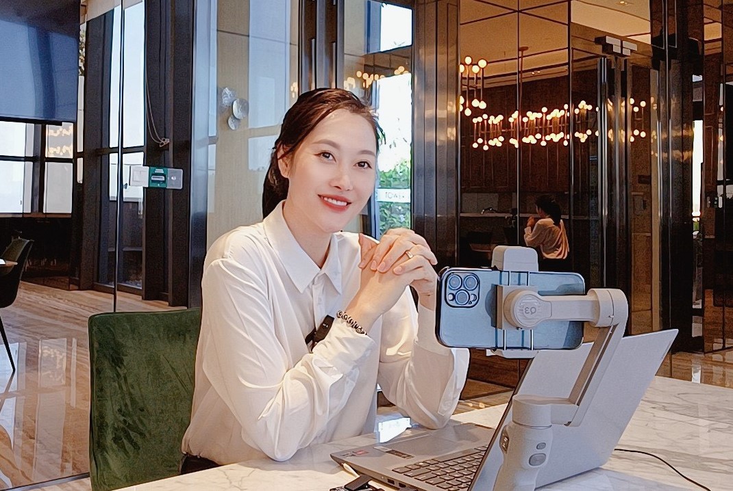 CEO Hoàng Mai Linh nhận giải thưởng Doanh nhân vì cộng đồng