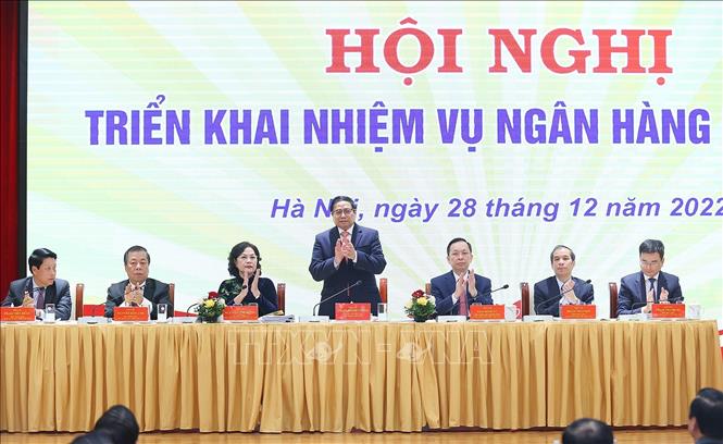 Thủ tướng dự hội nghị triển khai nhiệm vụ ng&acirc;n h&agrave;ng năm 2023 - Ảnh 1.