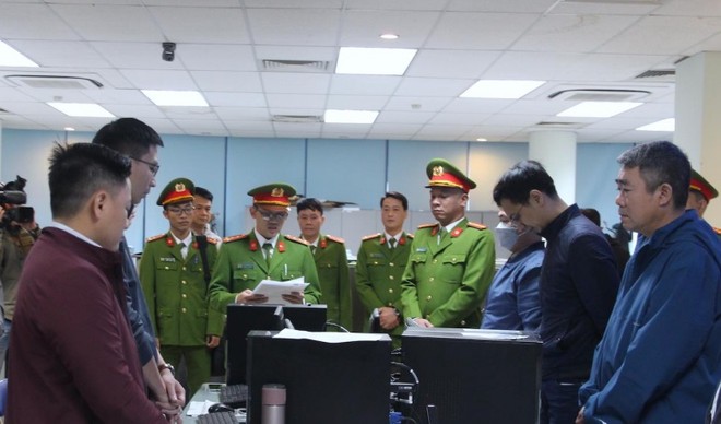 NÓI THẲNG: Hối lộ đăng kiểm tấn công vào Cục Đăng kiểm - Ảnh 1.
