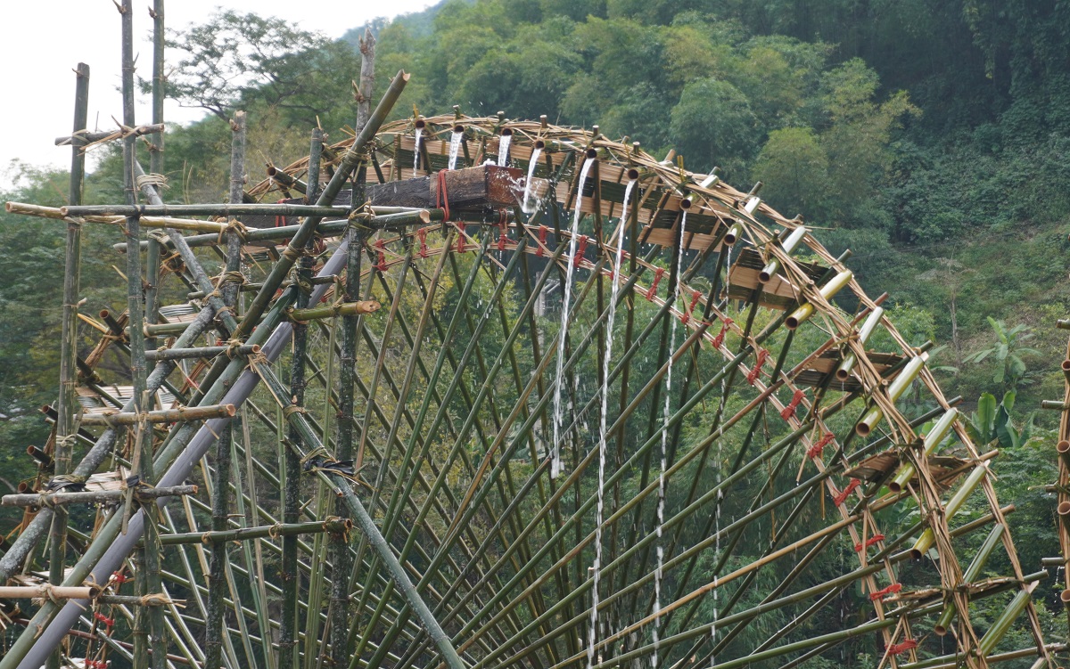 CLIP: Cỗ máy lấy nước độc đáo ở vùng cao Thanh Hóa - Ảnh 9.