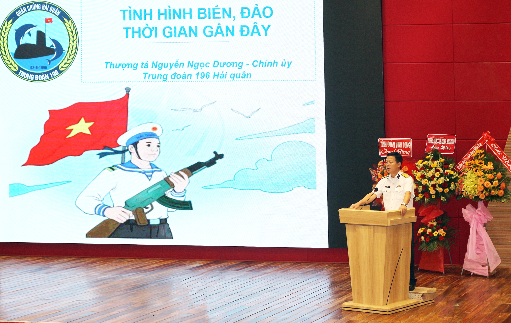 Trường ĐH Cửu Long tổ chức hội nghị tuyên truyền biển, đảo - Ảnh 2.