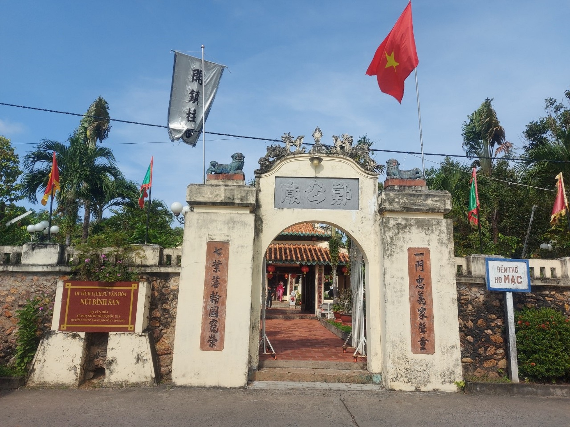 NHỮNG NGƯỜI MỞ ĐẤT: Mạc Cửu - Người dâng đất Hà Tiên