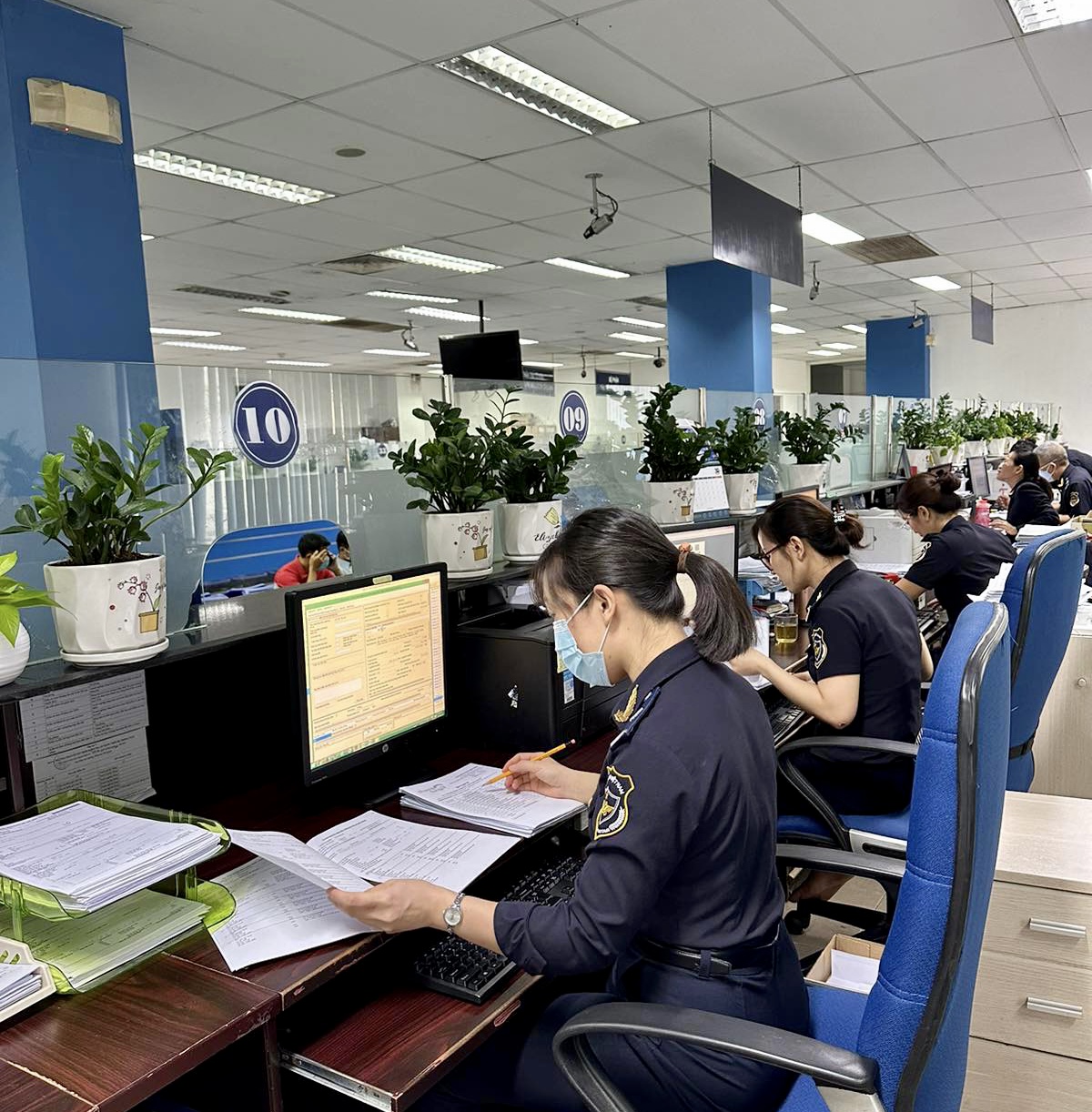 Hải quan TP HCM lên tiếng việc 4 doanh nghiệp "tố" cán bộ làm khó