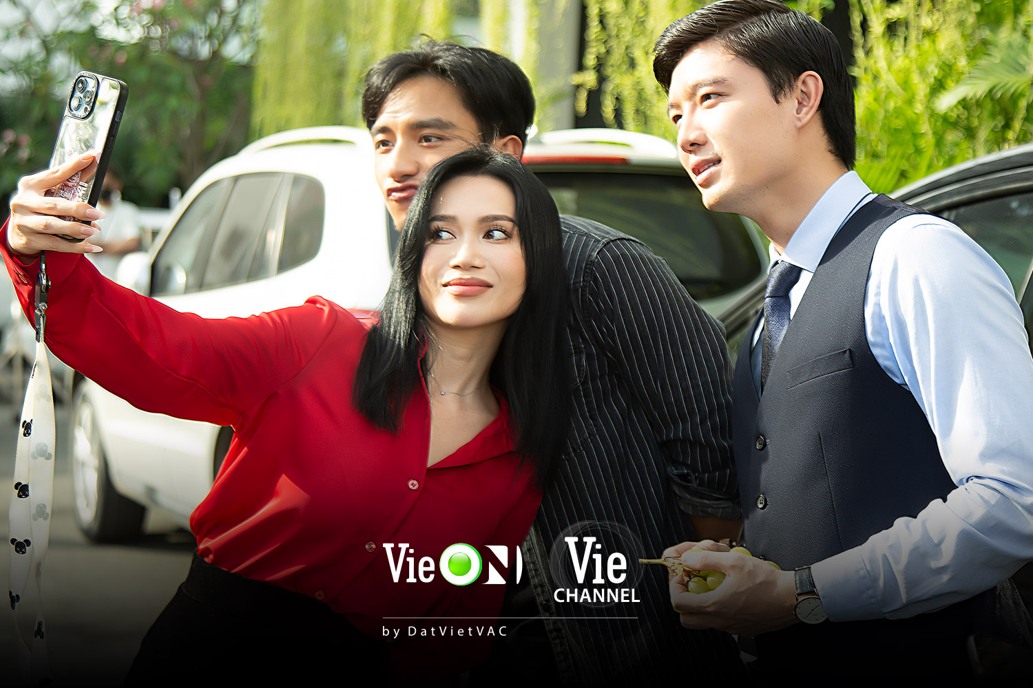 Nh&atilde; Phương đọ sắc với Minh Trang, Sĩ Thanh - Ảnh 2.