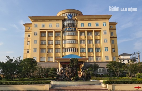 Bảo hiểm X&atilde; hội tỉnh Quảng B&igrave;nh điều chỉnh g&igrave; sau vụ Gi&aacute;m đốc nghi vấn ưu &aacute;i ph&ograve;ng kh&aacute;m tư? - Ảnh 2.