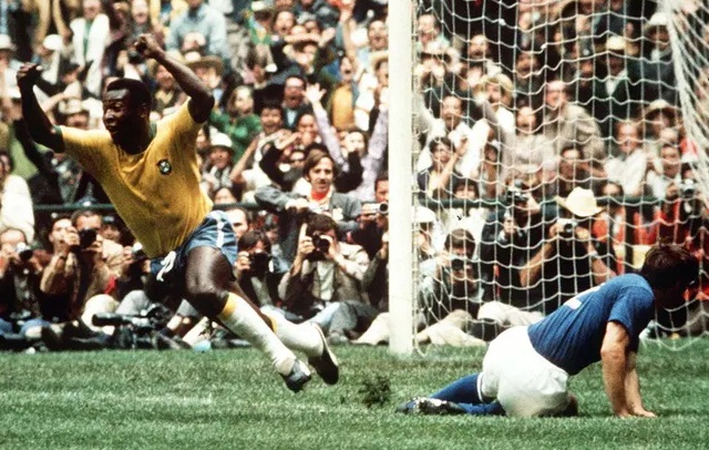 Nhìn lại 5 khoảnh khắc ấn tượng tại World Cup của "vua bóng đá" Pele