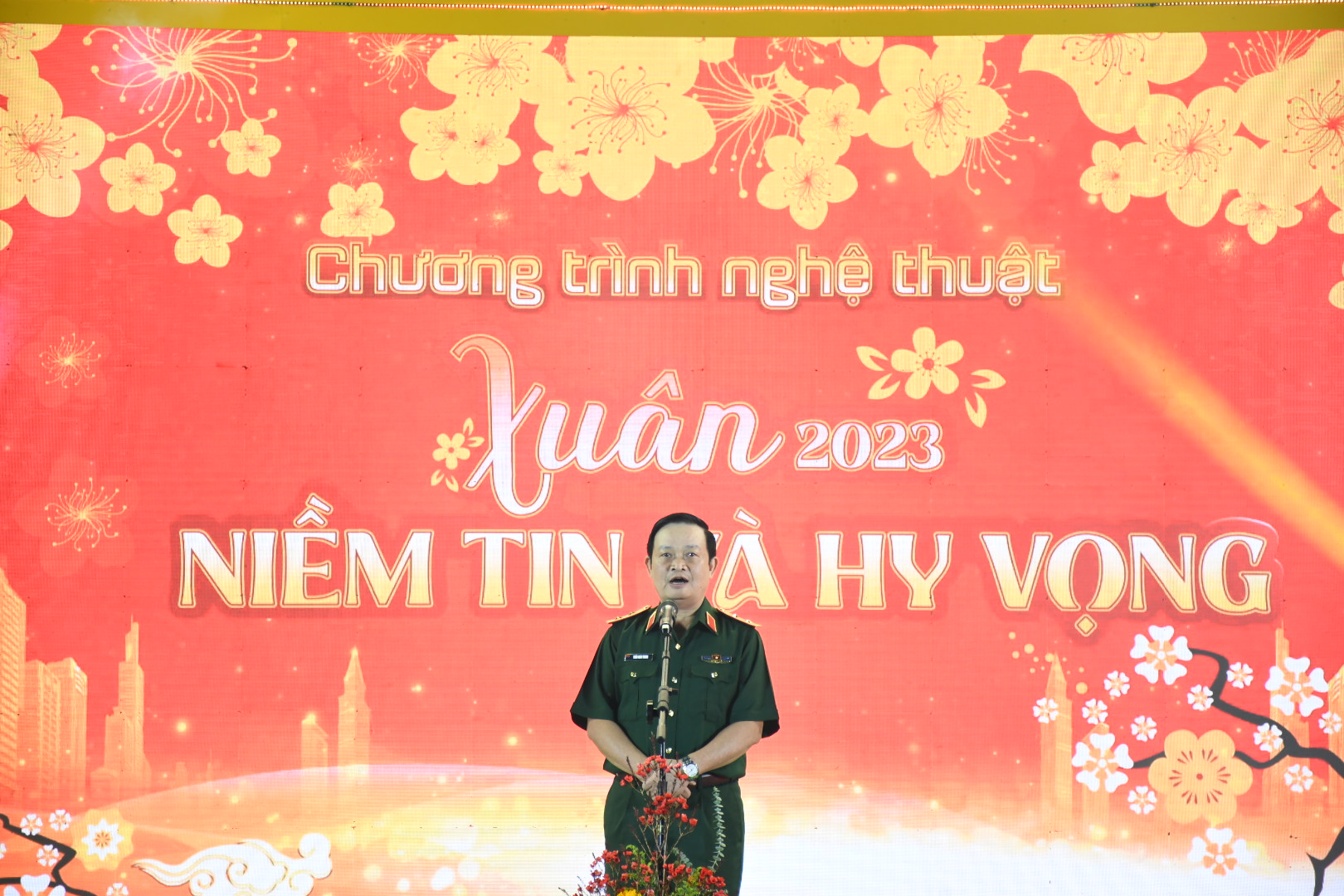 Ấm &aacute;p chương tr&igrave;nh Xu&acirc;n 2023 niềm tin v&agrave; hy vọng - Ảnh 1.