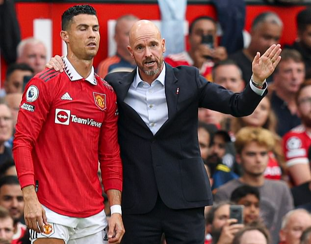 Ronaldo ch&iacute;nh thức gia nhập Al-Nassr với hợp đồng khủng 350 triệu bảng - Ảnh 4.