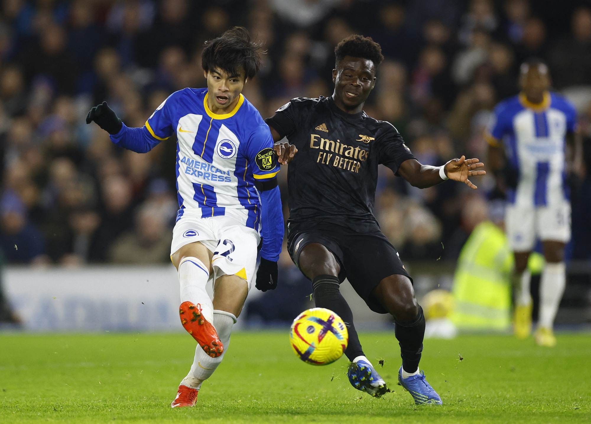 Arsenal mở đại tiệc 6 b&agrave;n, vững ng&ocirc;i đầu Ngoại hạng Anh - Ảnh 4.