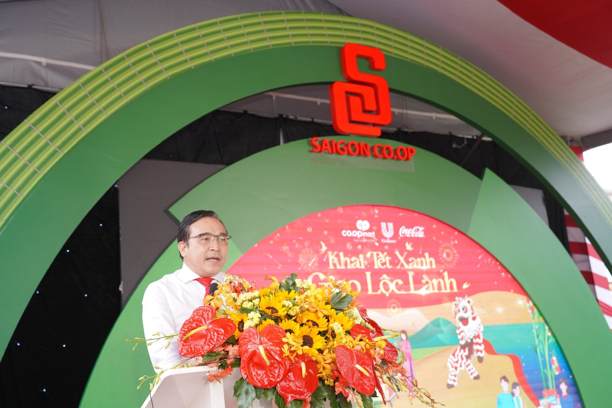 Saigon Co.op khởi động tháng cao điểm khuyến mãi Tết - Ảnh 1.
