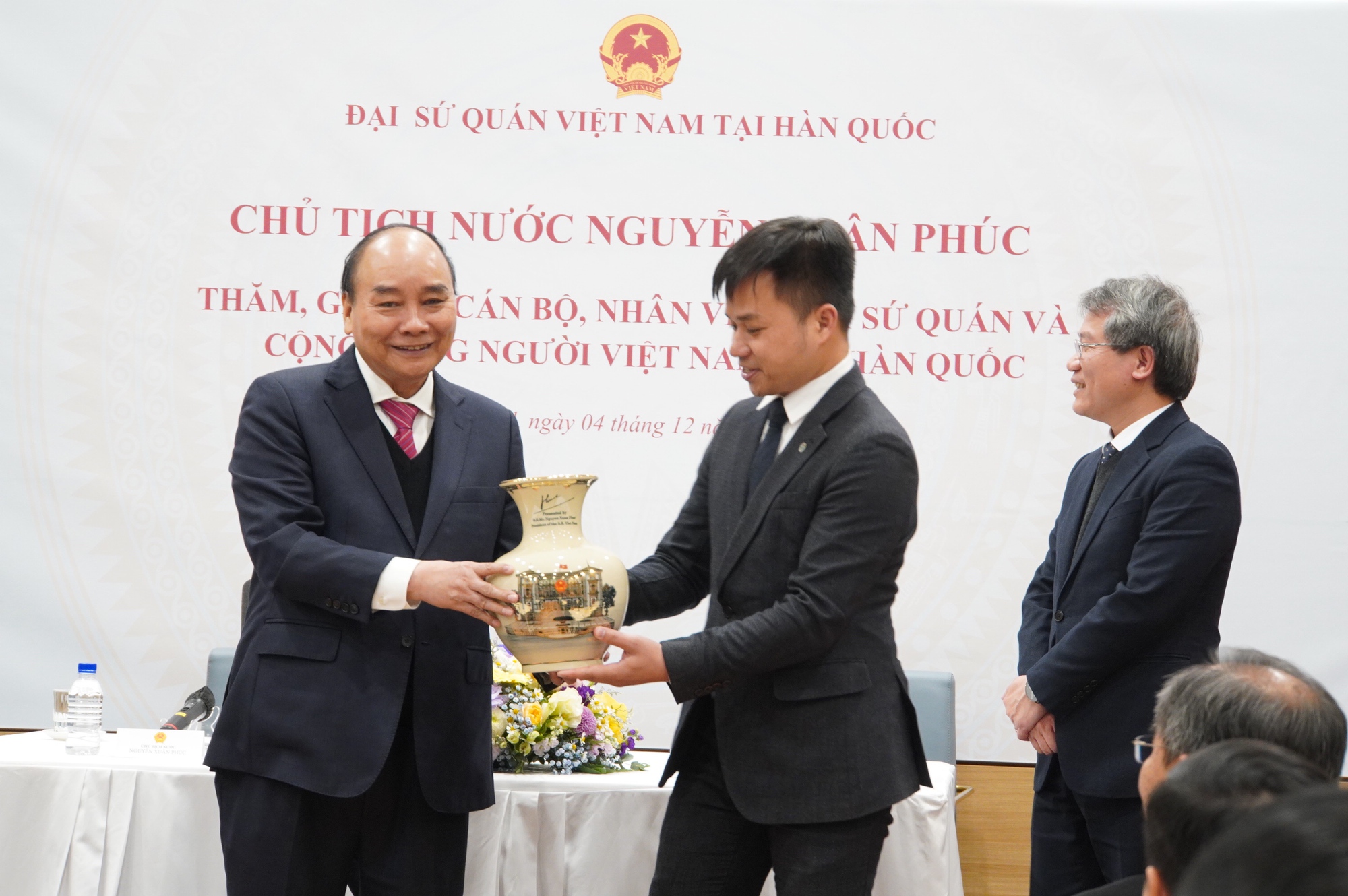Chủ tịch nước: Việt Nam - H&agrave;n Quốc hướng tới n&acirc;ng cấp quan hệ song phương - Ảnh 4.