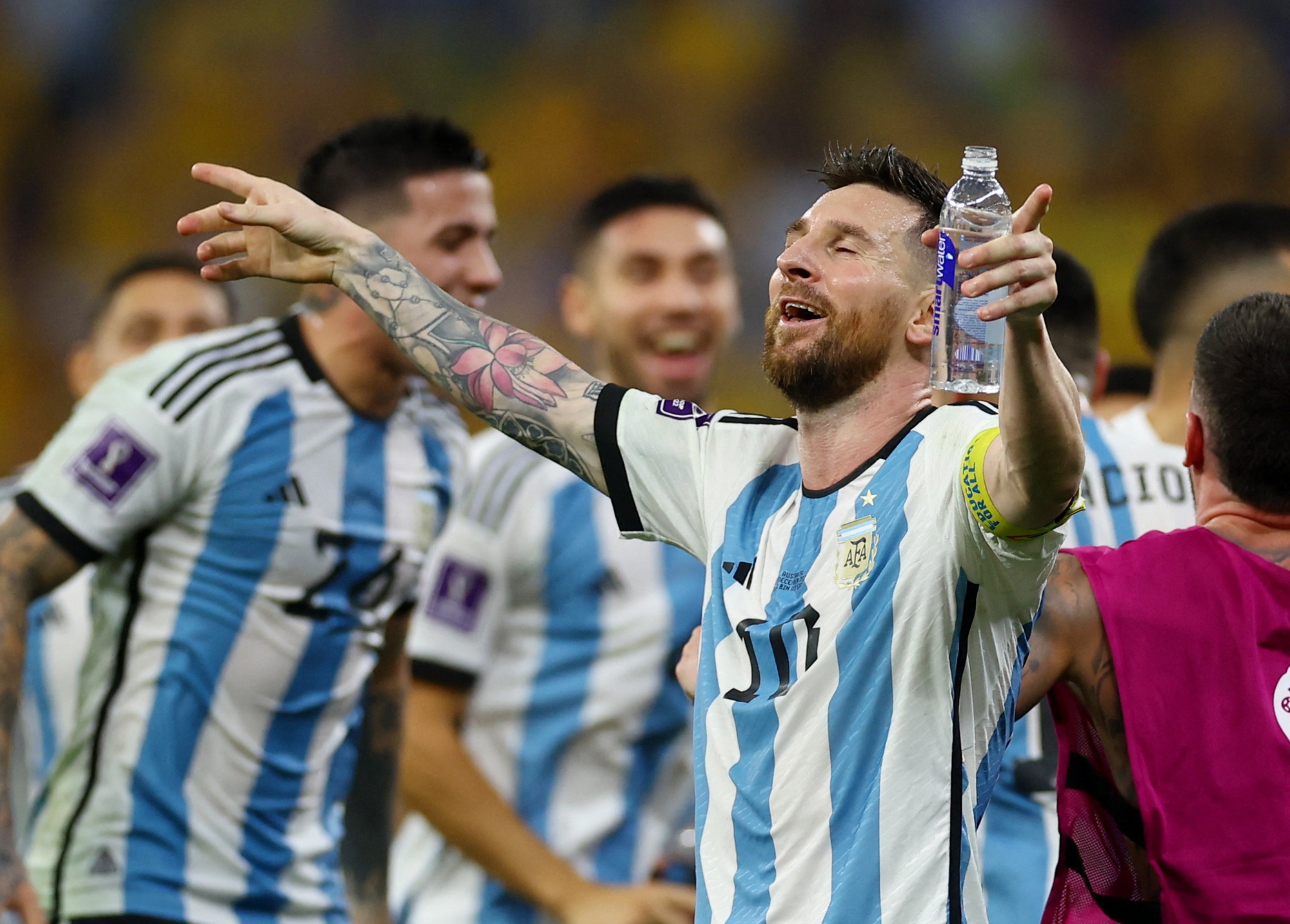 Lionel Messi tỏa sáng trận cầu 1.000, đua kỷ lục World Cup
