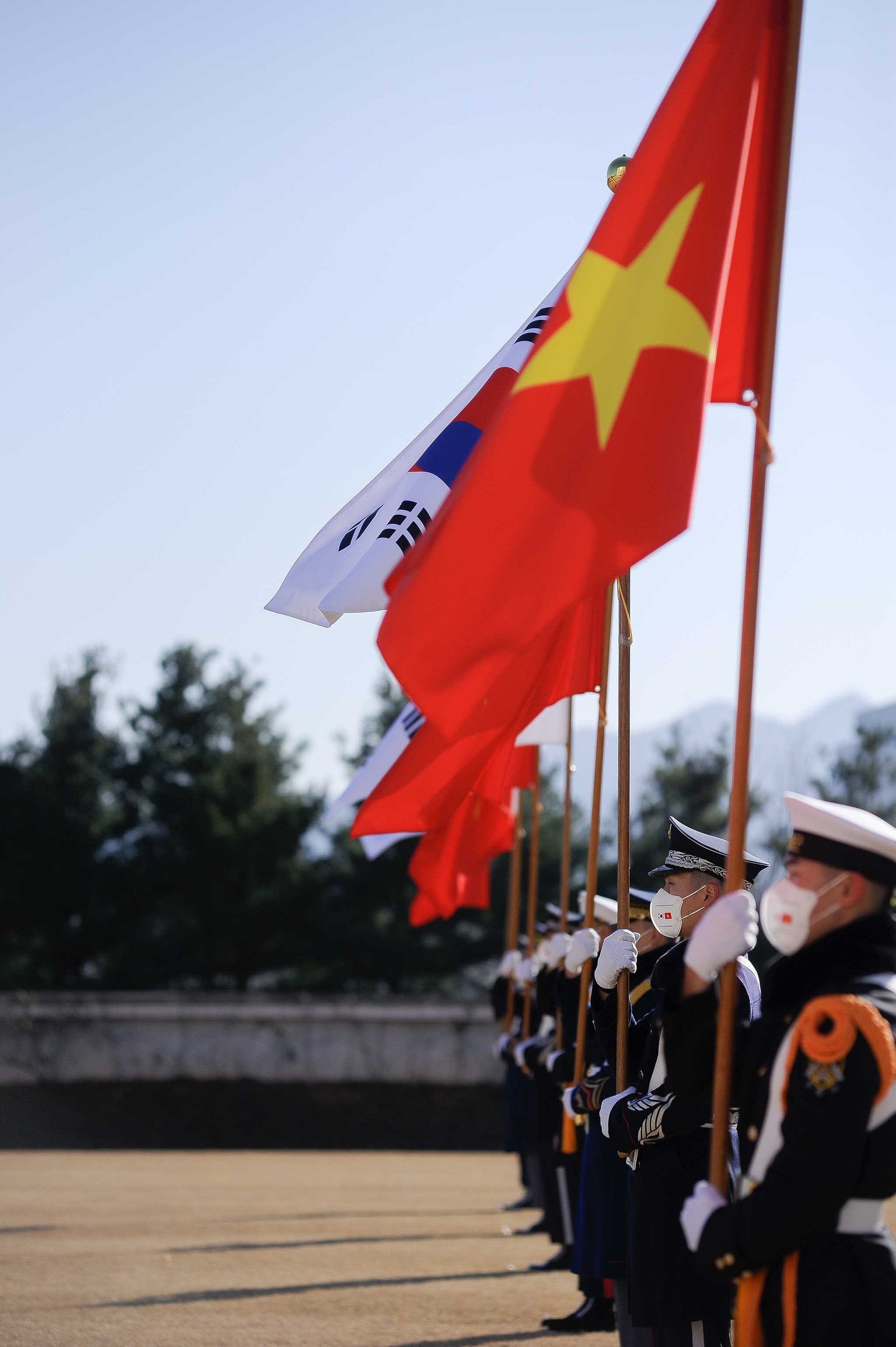 H&agrave;n Quốc bắn 21 loạt đại b&aacute;c, nghi thức cao nhất ch&agrave;o mừng Chủ tịch nước Nguyễn Xu&acirc;n Ph&uacute;c - Ảnh 6.
