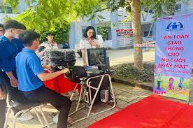 Đồng Nai: Trực tuyến về văn hóa giao thông cho công nhân