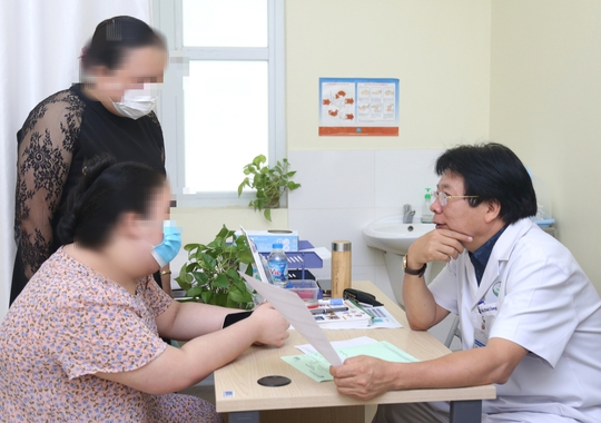 Giảm cân thành công từ 110 kg, người phụ nữ U40 lần đầu làm mẹ