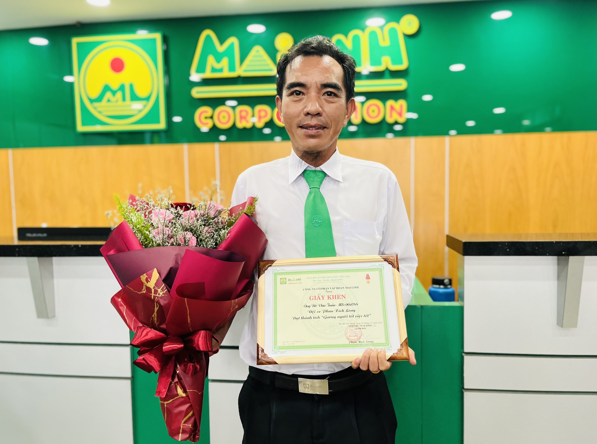 Lần vượt cạn đáng nhớ của một sản phụ ở quận 7, TP HCM - Ảnh 2.