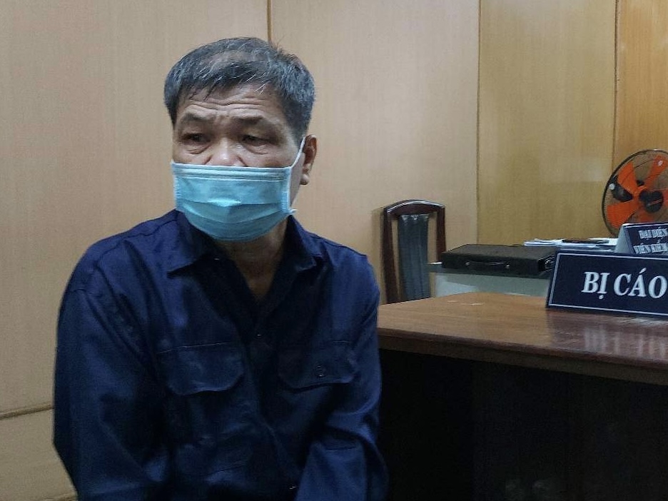 L&atilde;nh 16 năm t&ugrave; sau khi đ&aacute;nh người giữ con ch&oacute; nh&agrave; m&igrave;nh - Ảnh 1.