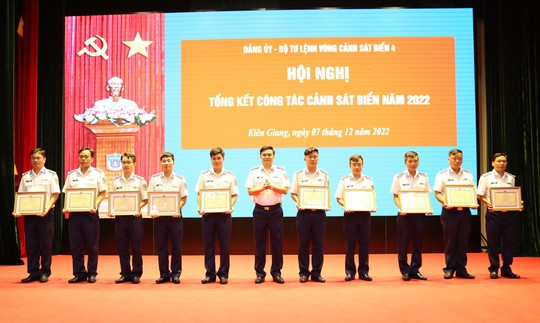 Cảnh sát biển 4 lập nhiều thành tích trong năm 2022