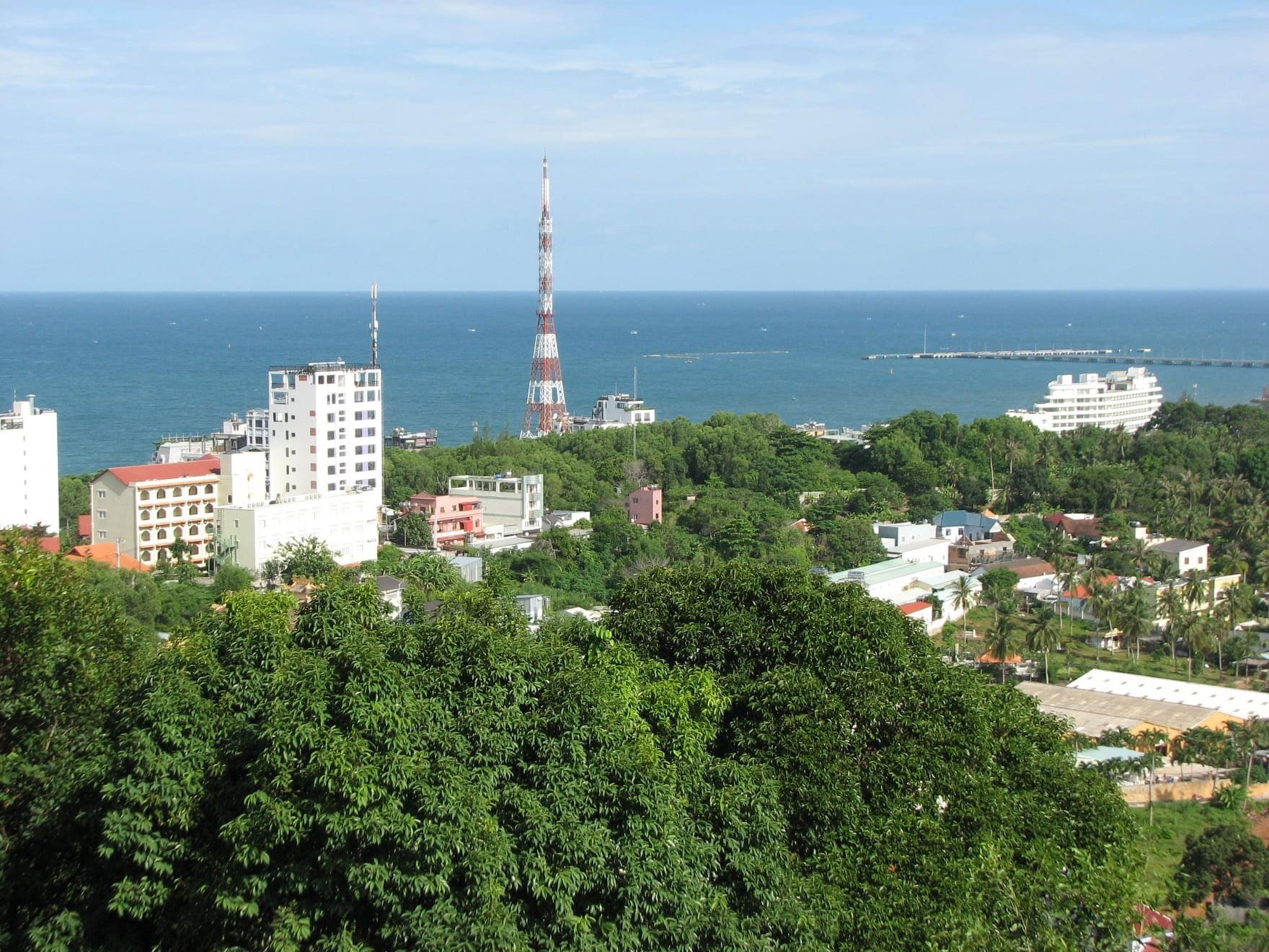 ĐỂ PHÚ QUỐC TRỞ THÀNH ĐẢO NGỌC (*): Cần cuộc đại phẫu - Ảnh 1.