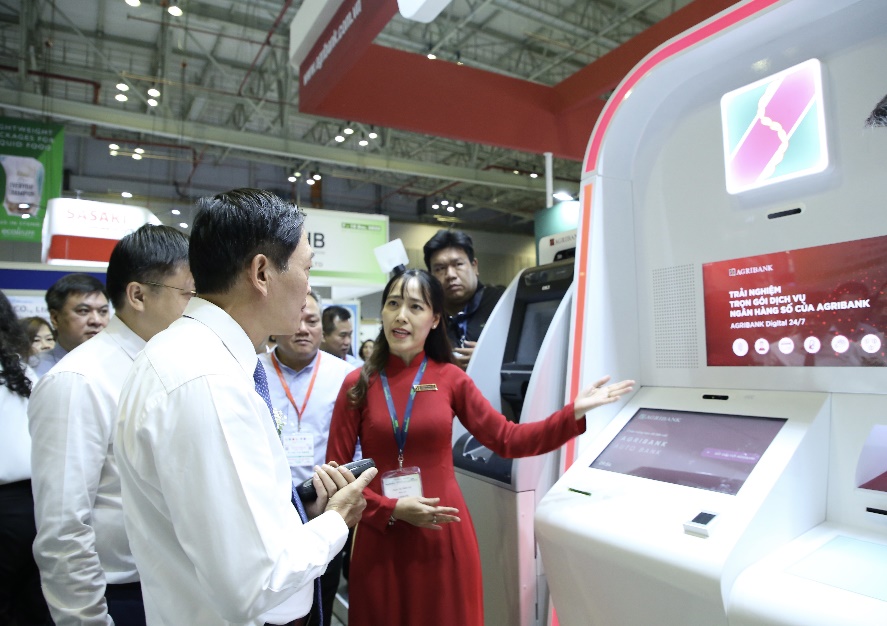 Agribank đồng h&agrave;nh c&ugrave;ng sự kiện Kết nối c&ocirc;ng nghệ v&agrave; đổi mới s&aacute;ng tạo Việt Nam năm 2022 - Ảnh 2.