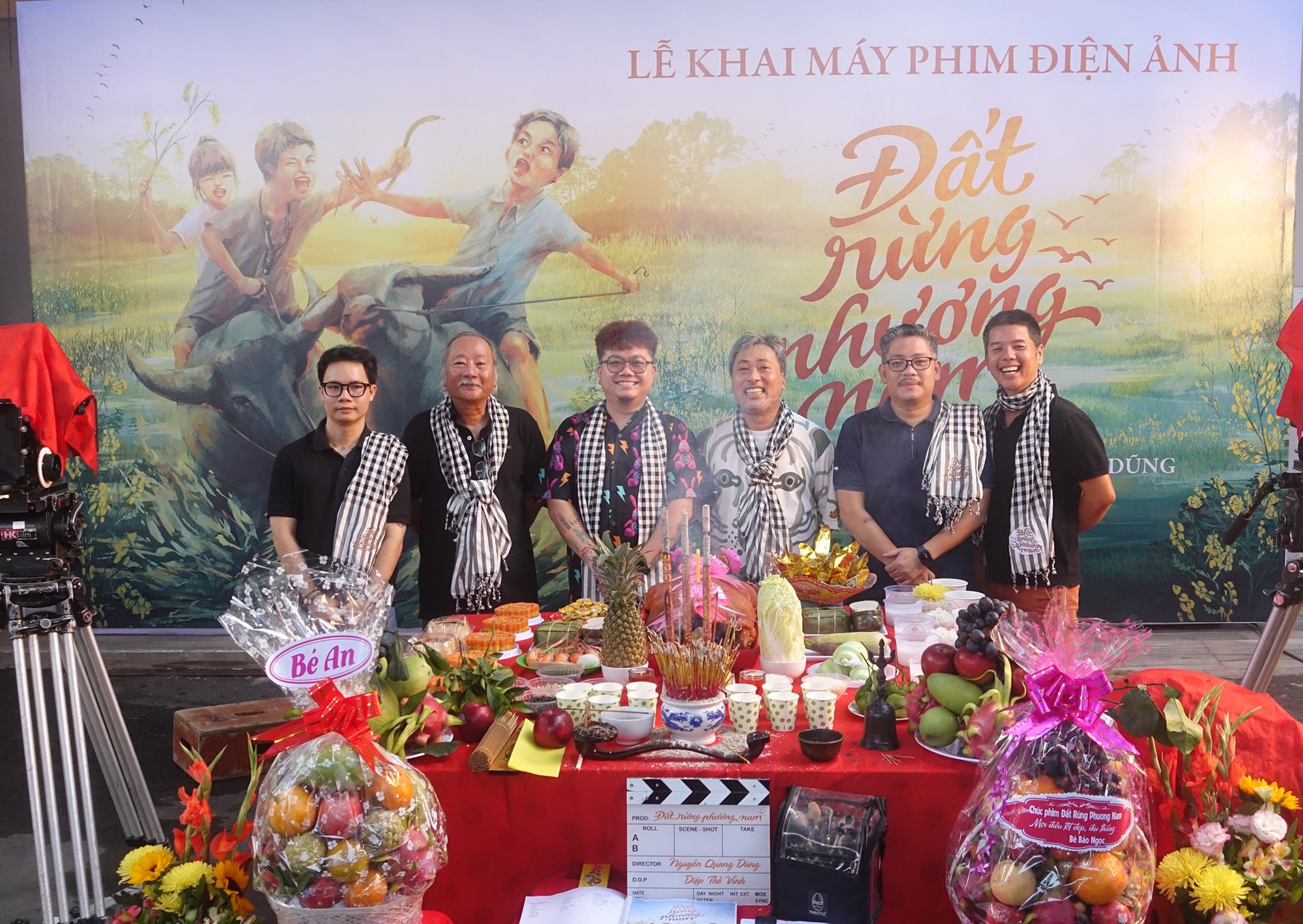 &ldquo;Đất rừng phương Nam&rdquo; khai m&aacute;y, kh&aacute;n giả x&ocirc;n xao v&igrave; c&oacute; Trấn Th&agrave;nh đ&oacute;ng - Ảnh 1.