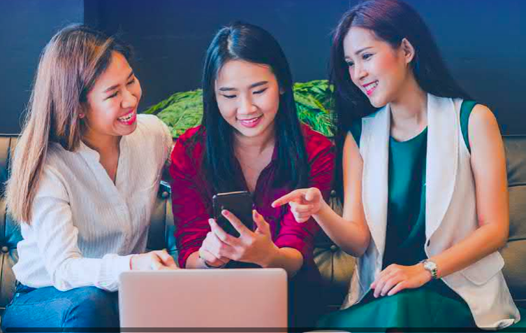 Mua sắm kết hợp giải trí tiếp tục làm mưa làm gió